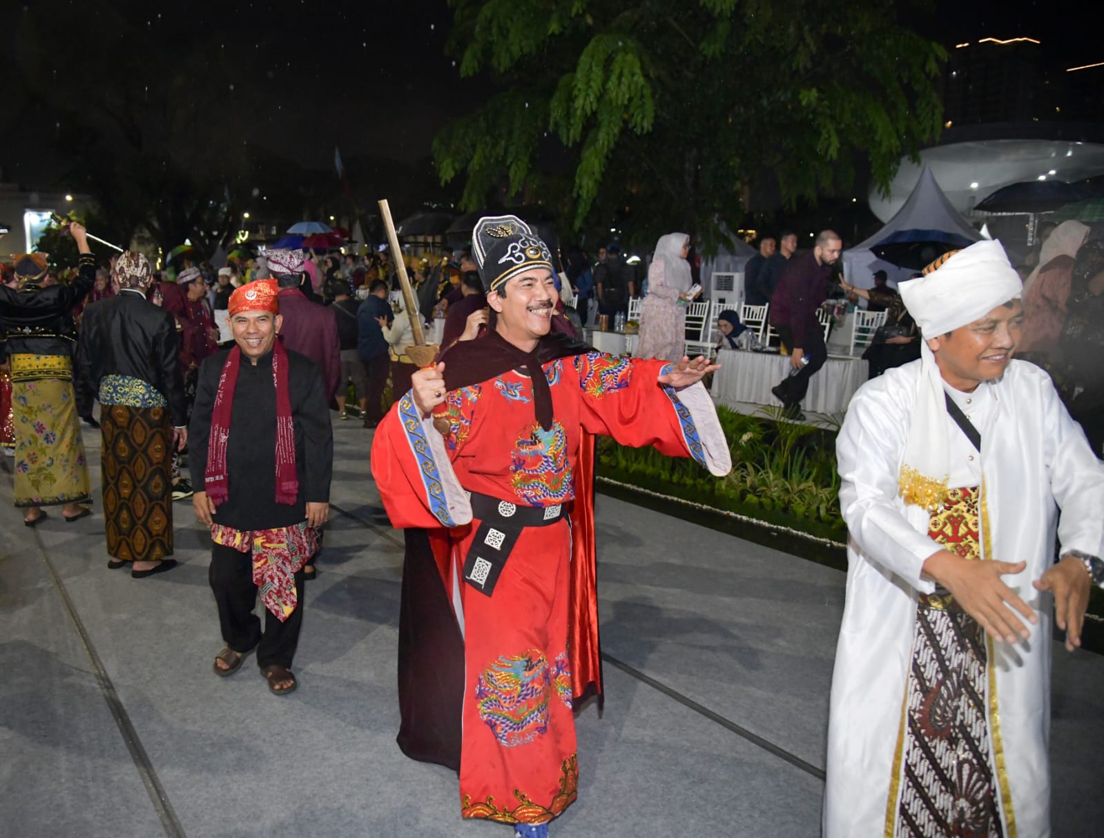 Tampil Memukau di Medan, Kota Semarang Raih Penghargaan Performa Terbaik Karnaval Budaya Nusantara Rakernas XVIII APEKSI 2026